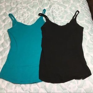 Bundle of 2 tank top camisoles